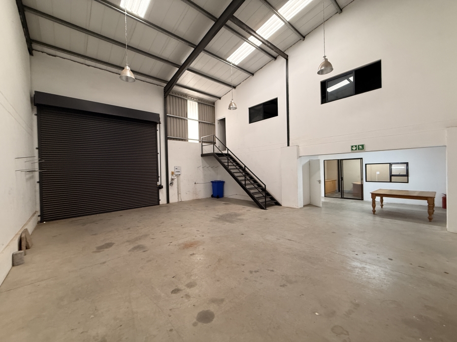 To Let Commercial Property for Rent in Rivergate Western Cape